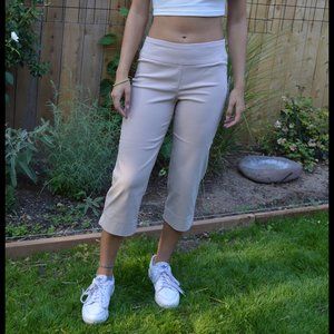 Larry Levine Tan Slim Crop Capris Womens S